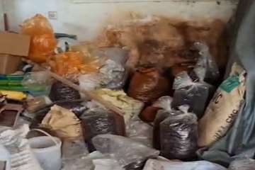 پلمب کارگاه زیرزمینی تولید بستنی یخی و فالوده
